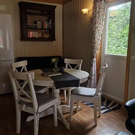 Pa Bondegard, Med Batutleie * Namsos