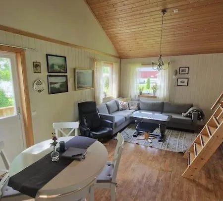 Holiday home Pa Bondegard, Med Batutleie *