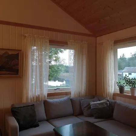 Pa Bondegard, Med Batutleie