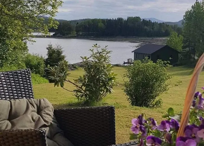 Pa Bondegard, Med Batutleie *